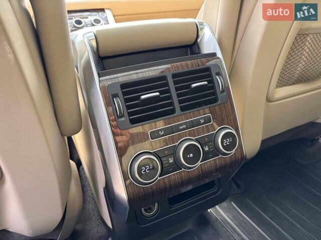 Чорний Ленд Ровер Range Rover Sport, об'ємом двигуна 3 л та пробігом 193 тис. км за 19990 $, фото 19 на Automoto.ua