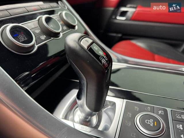 Чорний Ленд Ровер Range Rover Sport, об'ємом двигуна 5 л та пробігом 143 тис. км за 31900 $, фото 114 на Automoto.ua
