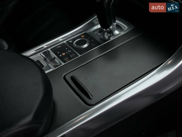 Чорний Ленд Ровер Range Rover Sport, об'ємом двигуна 3 л та пробігом 154 тис. км за 33000 $, фото 21 на Automoto.ua