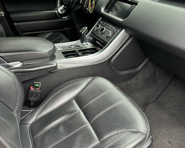 Чорний Ленд Ровер Range Rover Sport, об'ємом двигуна 2.99 л та пробігом 150 тис. км за 34950 $, фото 23 на Automoto.ua