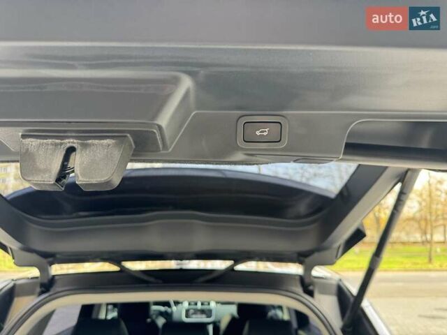 Чорний Ленд Ровер Range Rover Sport, об'ємом двигуна 2.99 л та пробігом 130 тис. км за 30900 $, фото 46 на Automoto.ua