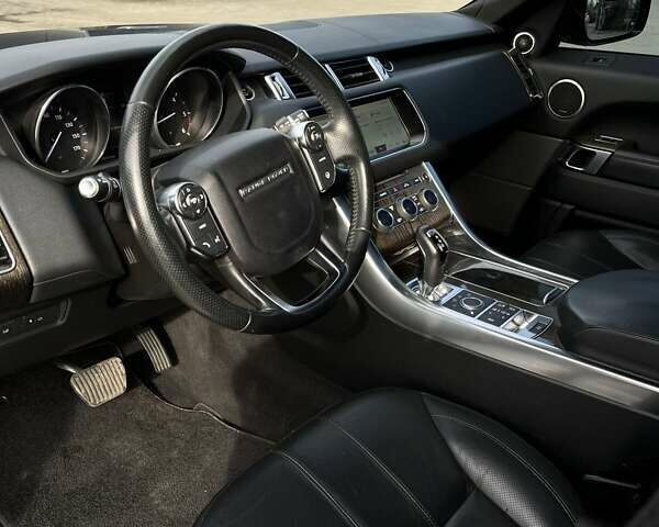 Черный Ленд Ровер Рендж Ровер Спорт, объемом двигателя 3 л и пробегом 180 тыс. км за 33000 $, фото 49 на Automoto.ua