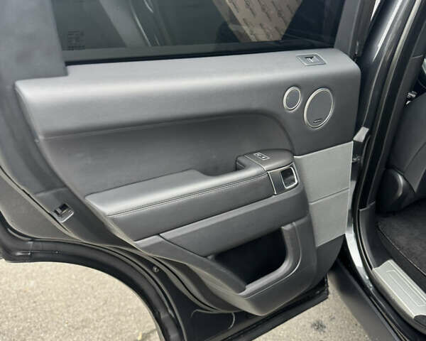 Чорний Ленд Ровер Range Rover Sport, об'ємом двигуна 2.99 л та пробігом 150 тис. км за 34950 $, фото 21 на Automoto.ua