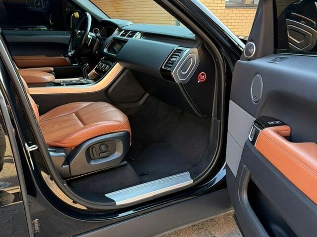 Чорний Ленд Ровер Range Rover Sport, об'ємом двигуна 3 л та пробігом 193 тис. км за 32000 $, фото 17 на Automoto.ua
