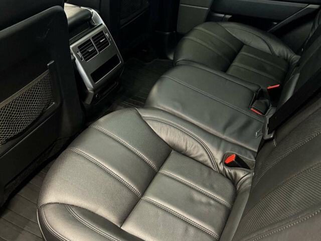 Чорний Ленд Ровер Range Rover Sport, об'ємом двигуна 3 л та пробігом 128 тис. км за 32000 $, фото 7 на Automoto.ua