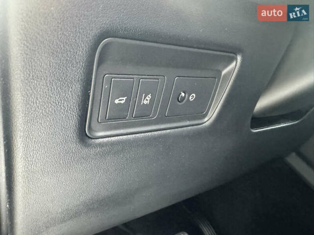 Черный Ленд Ровер Рендж Ровер Спорт, объемом двигателя 3 л и пробегом 154 тыс. км за 27900 $, фото 20 на Automoto.ua