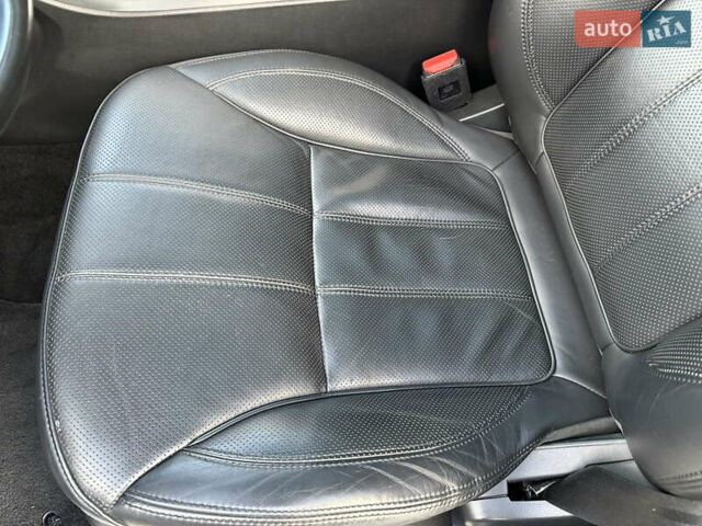 Черный Ленд Ровер Рендж Ровер Спорт, объемом двигателя 2.99 л и пробегом 156 тыс. км за 26000 $, фото 13 на Automoto.ua