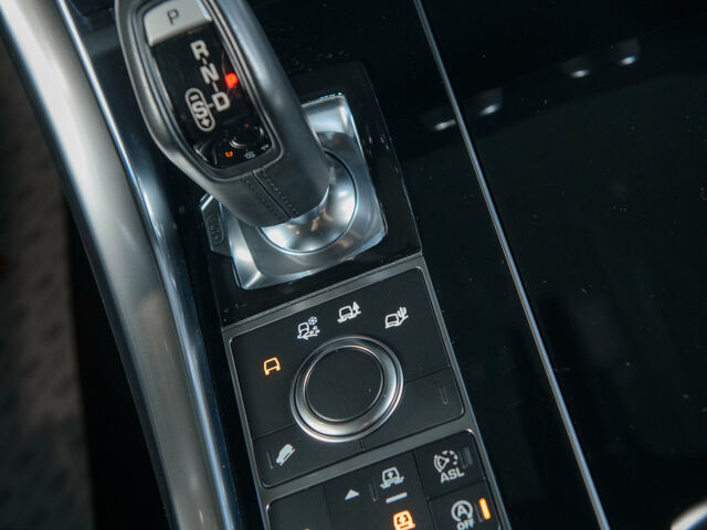 Чорний Ленд Ровер Range Rover Sport, об'ємом двигуна 3 л та пробігом 55 тис. км за 61000 $, фото 25 на Automoto.ua