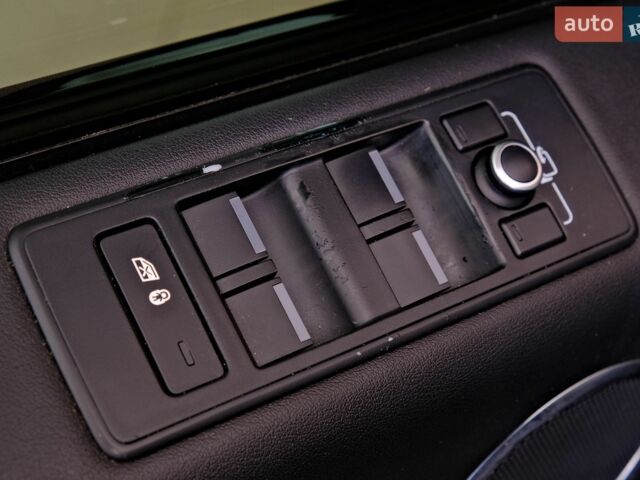 Чорний Ленд Ровер Range Rover Sport, об'ємом двигуна 2.99 л та пробігом 124 тис. км за 24900 $, фото 18 на Automoto.ua