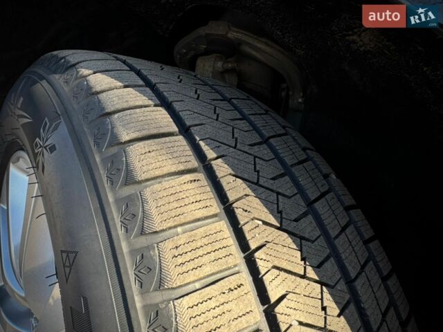 Чорний Ленд Ровер Range Rover Sport, об'ємом двигуна 3 л та пробігом 94 тис. км за 29300 $, фото 87 на Automoto.ua