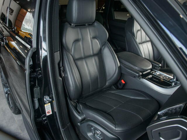 Чорний Ленд Ровер Range Rover Sport, об'ємом двигуна 3 л та пробігом 55 тис. км за 61000 $, фото 37 на Automoto.ua