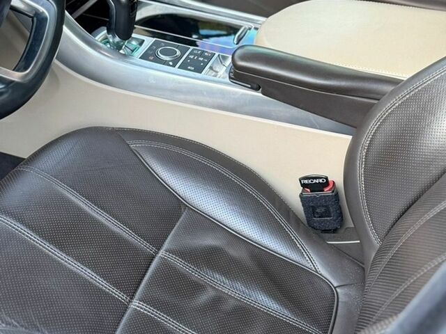 Чорний Ленд Ровер Range Rover Sport, об'ємом двигуна 3 л та пробігом 167 тис. км за 26500 $, фото 10 на Automoto.ua