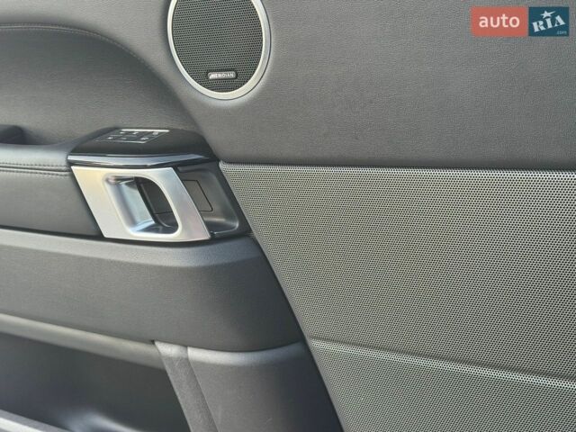 Чорний Ленд Ровер Range Rover Sport, об'ємом двигуна 3 л та пробігом 196 тис. км за 29990 $, фото 45 на Automoto.ua
