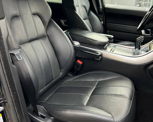 Чорний Ленд Ровер Range Rover Sport, об'ємом двигуна 2.99 л та пробігом 200 тис. км за 24899 $, фото 8 на Automoto.ua