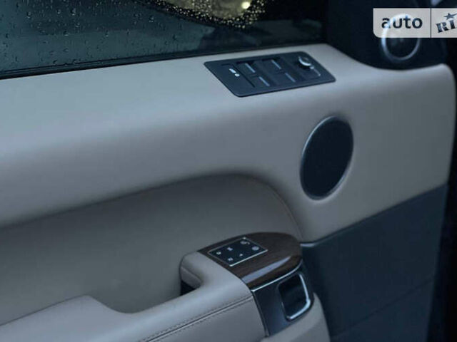 Чорний Ленд Ровер Range Rover Sport, об'ємом двигуна 3 л та пробігом 107 тис. км за 35000 $, фото 6 на Automoto.ua