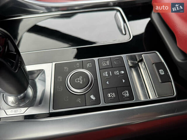 Черный Ленд Ровер Рендж Ровер Спорт, объемом двигателя 5 л и пробегом 143 тыс. км за 28500 $, фото 87 на Automoto.ua