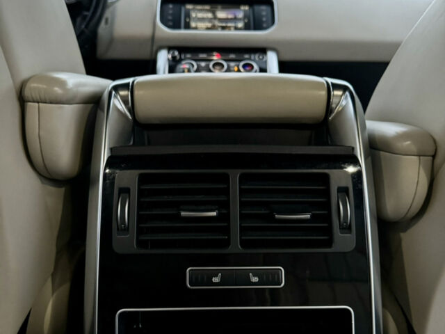 Чорний Ленд Ровер Range Rover Sport, об'ємом двигуна 2.99 л та пробігом 162 тис. км за 36000 $, фото 35 на Automoto.ua