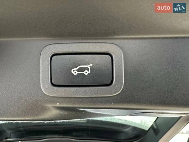 Черный Ленд Ровер Рендж Ровер Спорт, объемом двигателя 3 л и пробегом 125 тыс. км за 22950 $, фото 24 на Automoto.ua