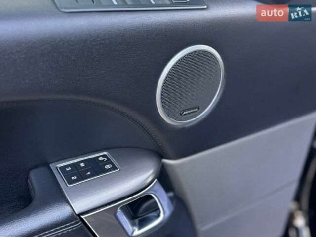 Черный Ленд Ровер Рендж Ровер Спорт, объемом двигателя 2.99 л и пробегом 201 тыс. км за 26900 $, фото 18 на Automoto.ua