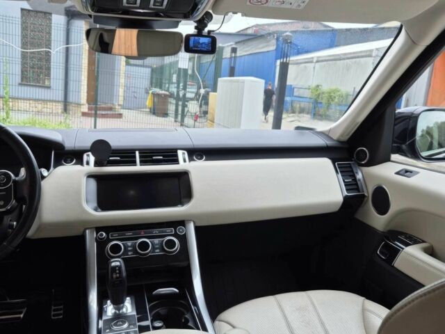 Чорний Ленд Ровер Range Rover Sport, об'ємом двигуна 4.4 л та пробігом 72 тис. км за 22100 $, фото 9 на Automoto.ua