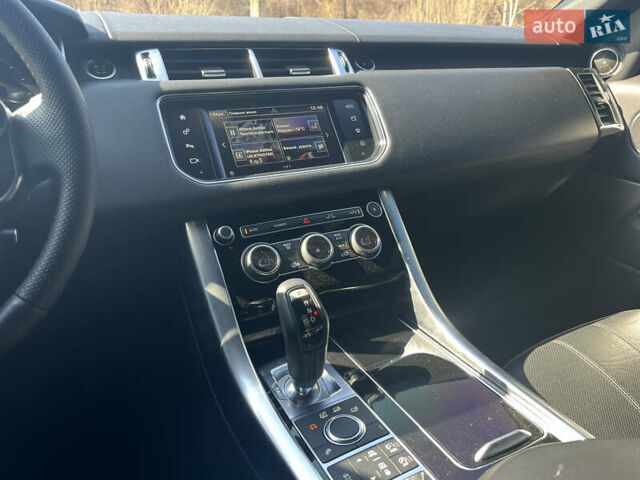 Черный Ленд Ровер Рендж Ровер Спорт, объемом двигателя 2.99 л и пробегом 120 тыс. км за 34000 $, фото 9 на Automoto.ua