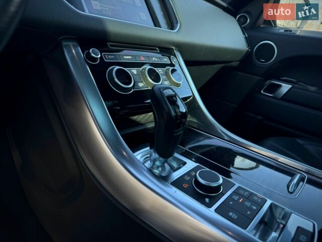 Чорний Ленд Ровер Range Rover Sport, об'ємом двигуна 3 л та пробігом 94 тис. км за 29300 $, фото 27 на Automoto.ua