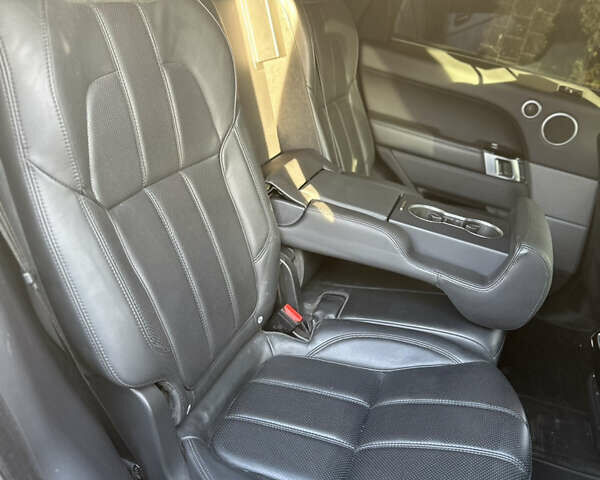 Черный Ленд Ровер Рендж Ровер Спорт, объемом двигателя 2.99 л и пробегом 132 тыс. км за 29500 $, фото 12 на Automoto.ua