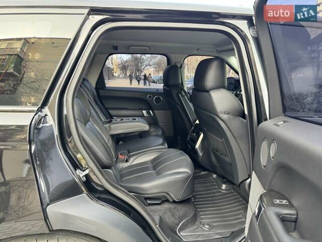 Чорний Ленд Ровер Range Rover Sport, об'ємом двигуна 2.99 л та пробігом 130 тис. км за 30900 $, фото 32 на Automoto.ua