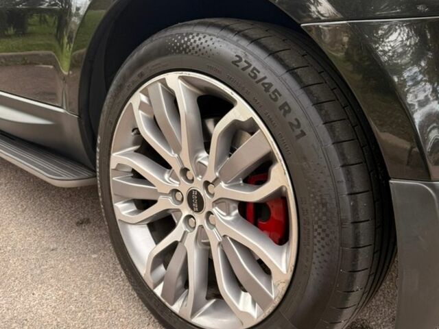 Чорний Ленд Ровер Range Rover Sport, об'ємом двигуна 3 л та пробігом 143 тис. км за 31000 $, фото 6 на Automoto.ua