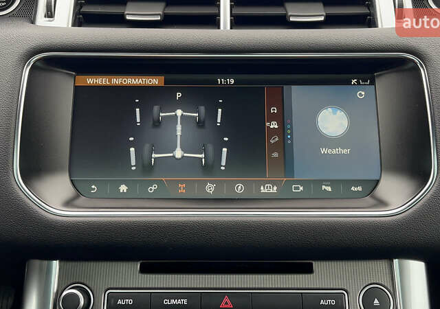 Чорний Ленд Ровер Range Rover Sport, об'ємом двигуна 3 л та пробігом 143 тис. км за 35500 $, фото 44 на Automoto.ua