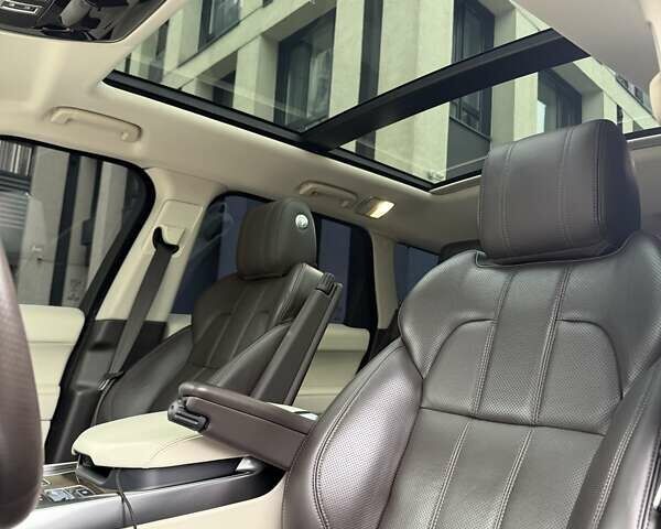 Черный Ленд Ровер Рендж Ровер Спорт, объемом двигателя 2.99 л и пробегом 135 тыс. км за 34900 $, фото 13 на Automoto.ua