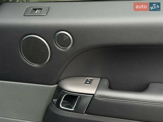 Чорний Ленд Ровер Range Rover Sport, об'ємом двигуна 3 л та пробігом 145 тис. км за 27999 $, фото 28 на Automoto.ua