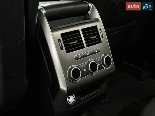 Чорний Ленд Ровер Range Rover Sport, об'ємом двигуна 2.99 л та пробігом 163 тис. км за 28790 $, фото 44 на Automoto.ua