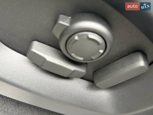 Чорний Ленд Ровер Range Rover Sport, об'ємом двигуна 3 л та пробігом 120 тис. км за 33222 $, фото 6 на Automoto.ua