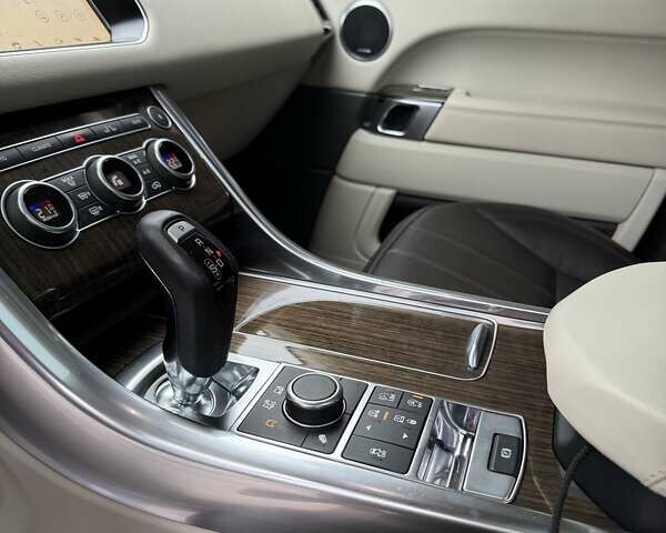 Черный Ленд Ровер Рендж Ровер Спорт, объемом двигателя 2.99 л и пробегом 135 тыс. км за 34900 $, фото 15 на Automoto.ua