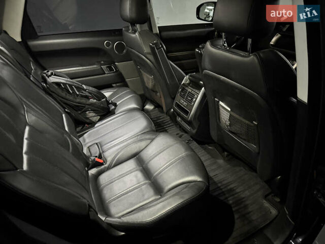Чорний Ленд Ровер Range Rover Sport, об'ємом двигуна 2.99 л та пробігом 246 тис. км за 28600 $, фото 4 на Automoto.ua
