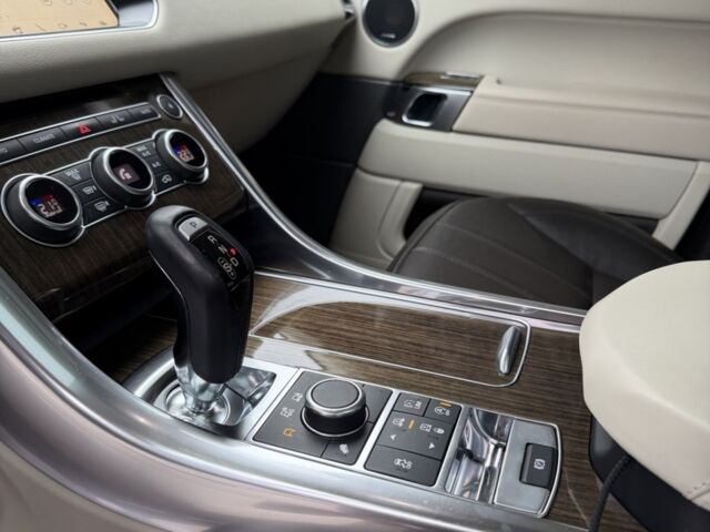 Чорний Ленд Ровер Range Rover Sport, об'ємом двигуна 2.99 л та пробігом 135 тис. км за 31900 $, фото 31 на Automoto.ua