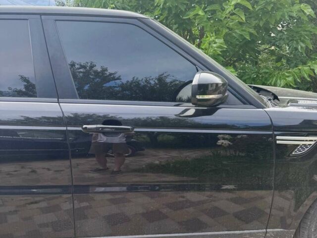 Черный Ленд Ровер Рендж Ровер Спорт, объемом двигателя 2.99 л и пробегом 177 тыс. км за 28897 $, фото 20 на Automoto.ua