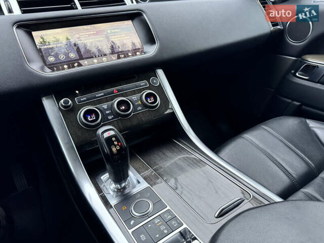 Чорний Ленд Ровер Range Rover Sport, об'ємом двигуна 2.99 л та пробігом 246 тис. км за 28600 $, фото 8 на Automoto.ua