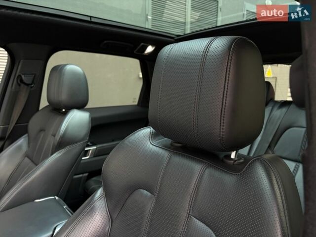 Черный Ленд Ровер Рендж Ровер Спорт, объемом двигателя 3 л и пробегом 123 тыс. км за 29333 $, фото 24 на Automoto.ua