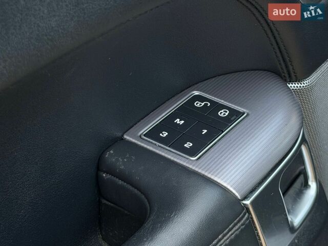 Чорний Ленд Ровер Range Rover Sport, об'ємом двигуна 2.99 л та пробігом 213 тис. км за 26990 $, фото 25 на Automoto.ua