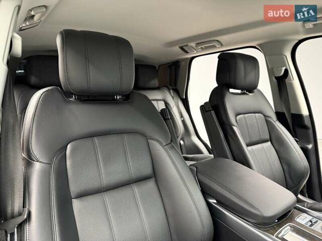 Черный Ленд Ровер Рендж Ровер Спорт, объемом двигателя 2 л и пробегом 77 тыс. км за 39900 $, фото 36 на Automoto.ua