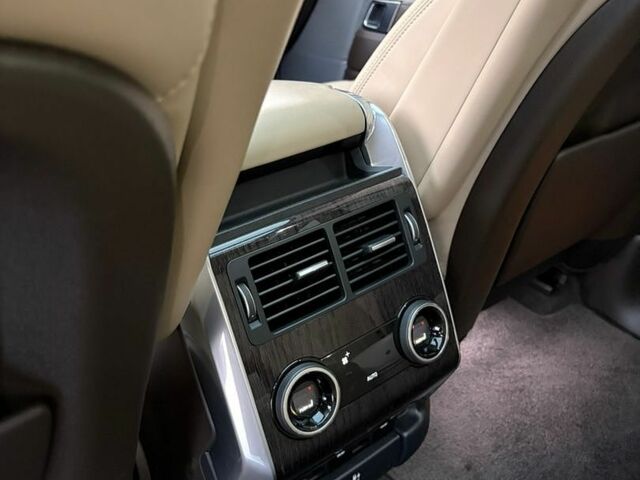 Чорний Ленд Ровер Range Rover Sport, об'ємом двигуна 2.99 л та пробігом 85 тис. км за 44000 $, фото 13 на Automoto.ua