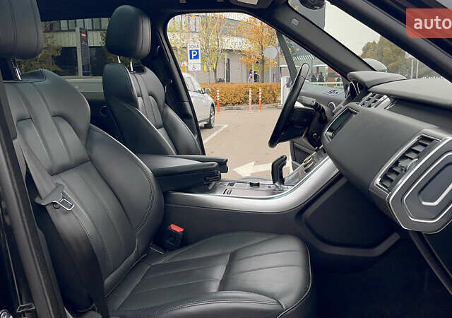 Чорний Ленд Ровер Range Rover Sport, об'ємом двигуна 3 л та пробігом 143 тис. км за 35500 $, фото 30 на Automoto.ua