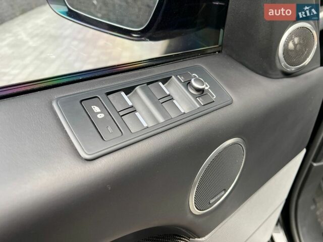 Чорний Ленд Ровер Range Rover Sport, об'ємом двигуна 5 л та пробігом 89 тис. км за 45000 $, фото 33 на Automoto.ua