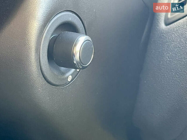 Ленд Ровер Рендж Ровер Спорт 2017 в Киеве на Automoto.ua Черный Ленд Ровер Рендж Ровер Спорт, объемом двигателя 3 л и пробегом 143 тыс. км за 37000 $, фото 24 на Automoto.ua