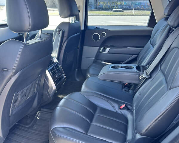 Чорний Ленд Ровер Range Rover Sport, об'ємом двигуна 2.99 л та пробігом 163 тис. км за 33700 $, фото 10 на Automoto.ua