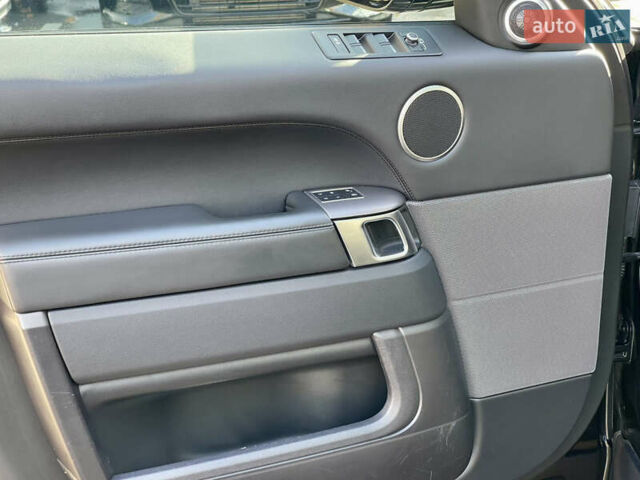 Ленд Ровер Рендж Ровер Спорт 2017 в Киеве на Automoto.ua Черный Ленд Ровер Рендж Ровер Спорт, объемом двигателя 3 л и пробегом 143 тыс. км за 37000 $, фото 10 на Automoto.ua