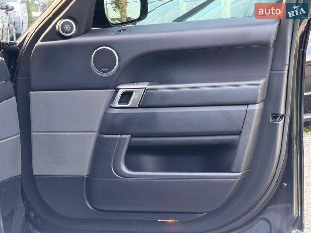 Чорний Ленд Ровер Range Rover Sport, об'ємом двигуна 2.99 л та пробігом 213 тис. км за 26990 $, фото 22 на Automoto.ua