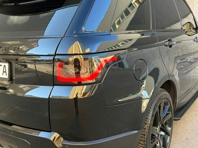 Чорний Ленд Ровер Range Rover Sport, об'ємом двигуна 2 л та пробігом 93 тис. км за 34999 $, фото 10 на Automoto.ua